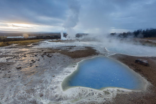 Strokkur Geyser, Haukadalur Geothermal Area, Haukadalur, Arnessysla, Sudurland, Iceland, Europe