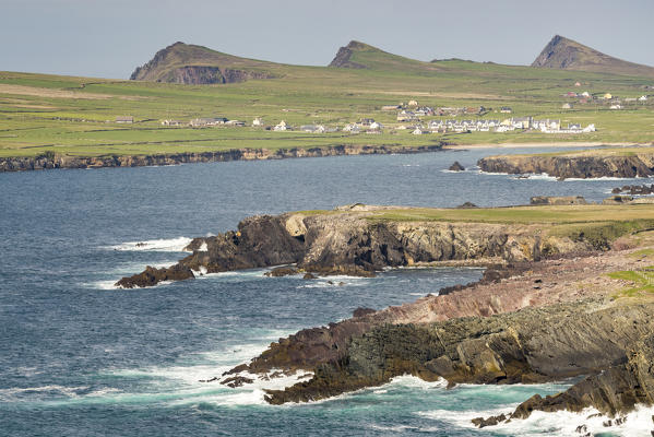 Irish coast with Three Sisters peaks on the background. Dingle Peninsula, Co.Kerry, Munster, Ireland, Europe.