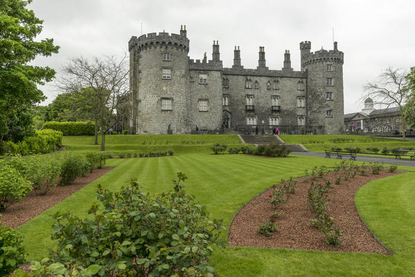 Kilkenny Castle and its gardens. Kilkenny, Co.Tipperary, Munster, Ireland, Europe.