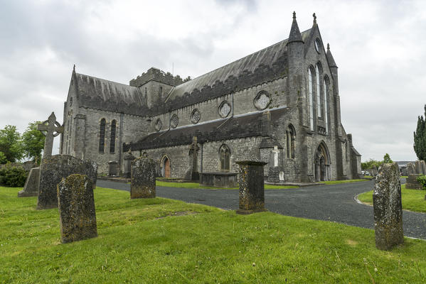 St Canice's Cathedral and its gardens with ancient graveyards. Kilkenny, Co.Typperary, Munster, Ireland, Europe
