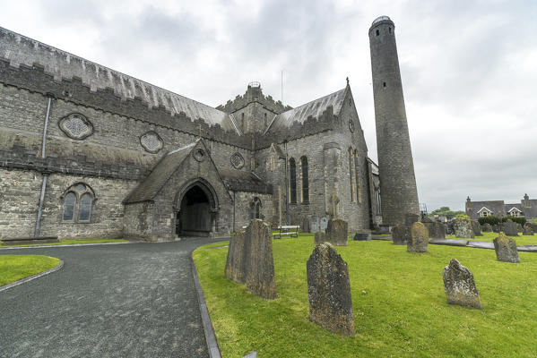 St Canice's Cathedral and its gardens with ancient graveyards. Kilkenny, Co.Typperary, Munster, Ireland, Europe