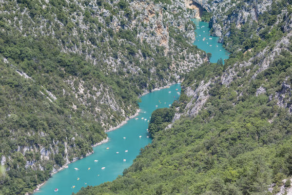 Paddle boats on the waters of the Gorges du Verdon. La Palud-sur-Verdon, Alpes-de-Haute-Provence, Provence-Alpes-Cote d'Azur, France, Europe.