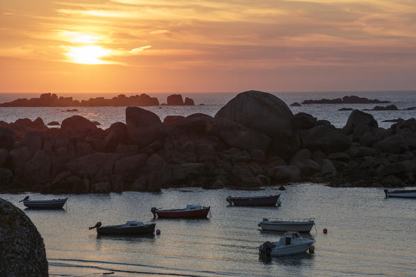 Sunset in the bay of Pontusval lighthouse. Brignogan Plage, Finistère, Brittany, France.