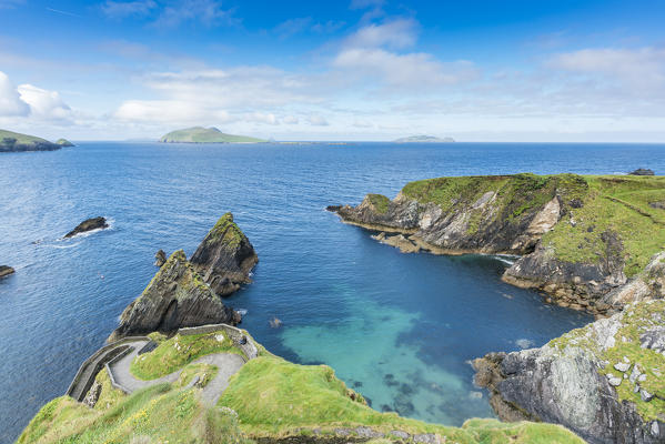 Dunquin pier, Dingle peninsula, County Kerry, Munster province, Ireland, Europe.