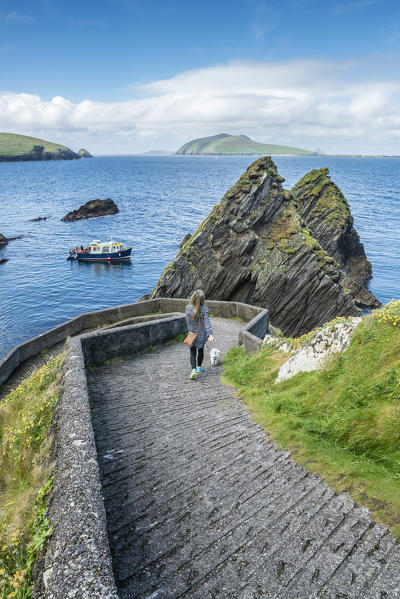 Dunquin pier, Dingle peninsula, County Kerry, Munster province, Ireland, Europe.