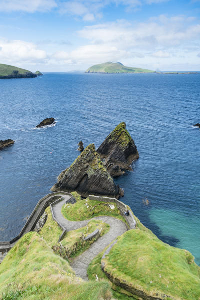 Dunquin pier, Dingle peninsula, County Kerry, Munster province, Ireland, Europe.