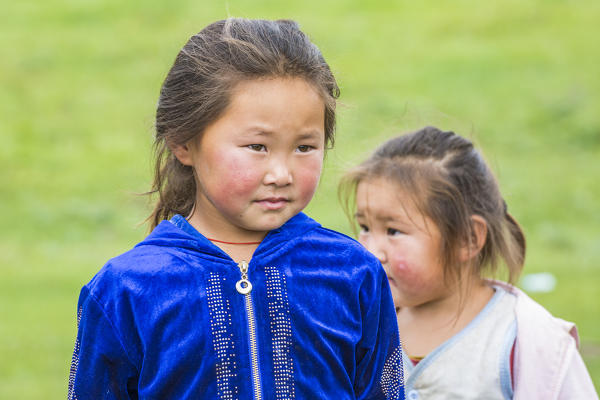 Two Mongolian nomadic little girls. North Hangay province, Mongolia.