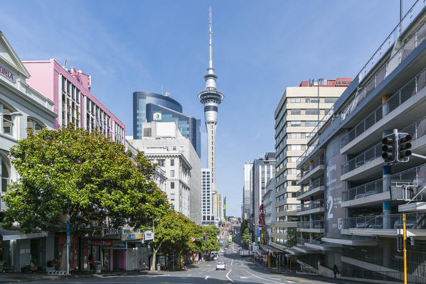 Victoria Street and Sky Tower in Auckland CBD. Auckland City, Auckland region, North Island, New Zealand.