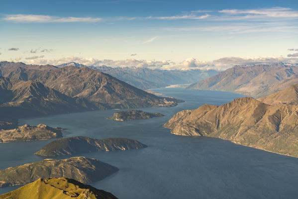 Lake Wanaka from Roys Peak. Wanaka, Queenstown Lakes district, Otago region, South Island, New Zealand.