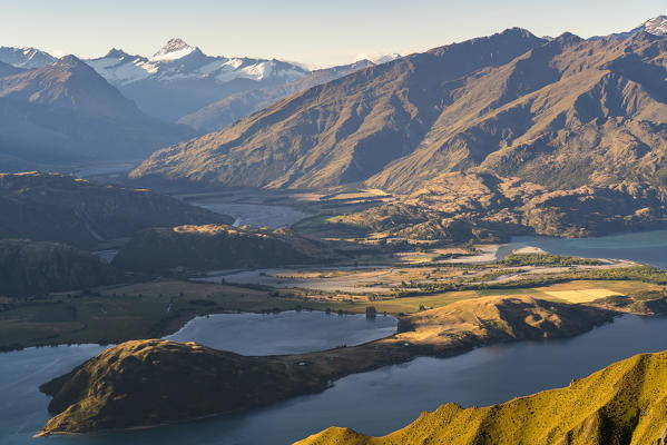 View on Glendhu Bay and Mt Aspring from Roys Peak lookout. Wanaka, Queenstown Lakes district, Otago region, South Island, New Zealand.