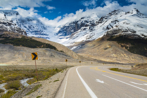 Icefields Parlway near Athabasca Glacier, Jasper National Park, Alberta, Canada