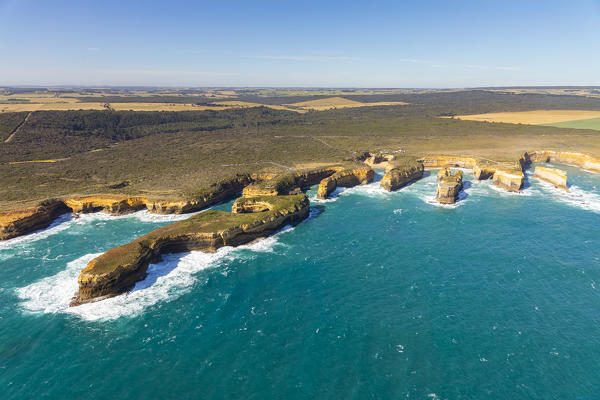 Mutton Bird Island, Twelve Apostles Marine National Park near Port Campbell, Great Ocean Road, Victoria, Australia