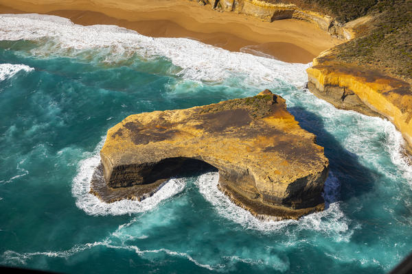 London Arch (London Bridge) and Twelve Apostles Marine National Park near Port Campbell, Great Ocean Road, Victoria, Australia