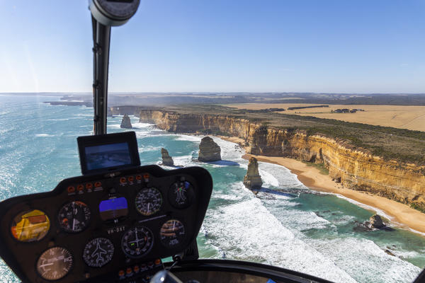 Twelve Apostles Marine National Park near Port Campbell, Great Ocean Road, Victoria, Australia