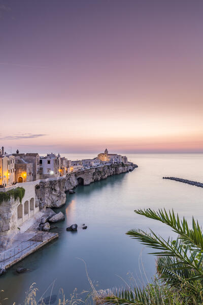 Punta di San Francesco (San Francesco Promenade) in Vieste, Gargano, Foggia district, Apulia, Italy