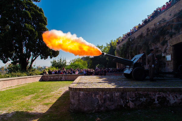 Rome, Lazio, Italy. Gunnshot at Gianicolo
