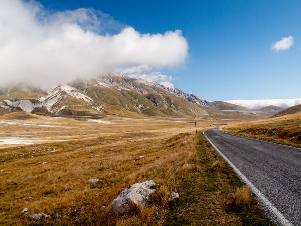 Europe, Italy, Abruzzo. Gran Sasso and Monti della Laga National Park