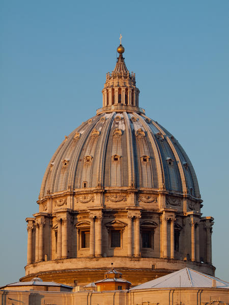 Dome of basilica of st. peter after a snowfall
Europe, Italy, Lazio, Province of Rome, Rome