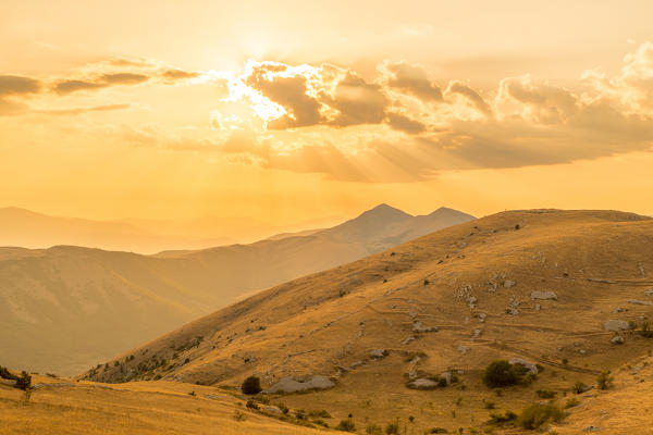 Campo Imperatore at sunset
Europe, Italy, Abruzzo, Province of L'Aquila, Gran Sasso and Monti della Laga National Park