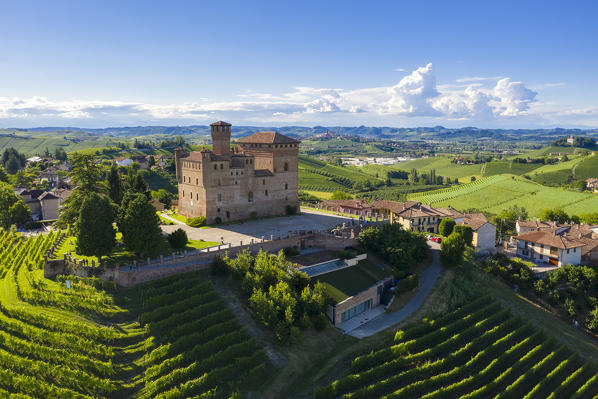 Aerial view of the medieval Castello di Grinzane Cavour. Grinzane Cavour, Langhe, Piedmont, Italy, Europe.