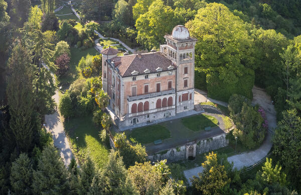 Spring sunset over Villa Toeplitz and its gardens. Varese, Lombardy, Italy.