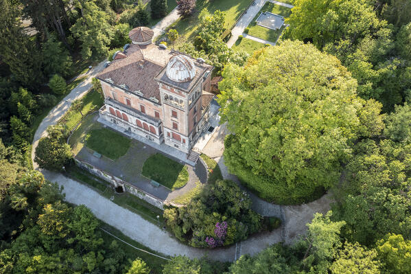 Spring sunset over Villa Toeplitz and its gardens. Varese, Lombardy, Italy.