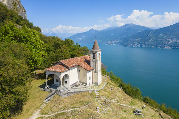 Aerial view of the San Martino church in Griante overlooking Lake Como. Griante, Como district, Lombardy, Italy, Europe.
