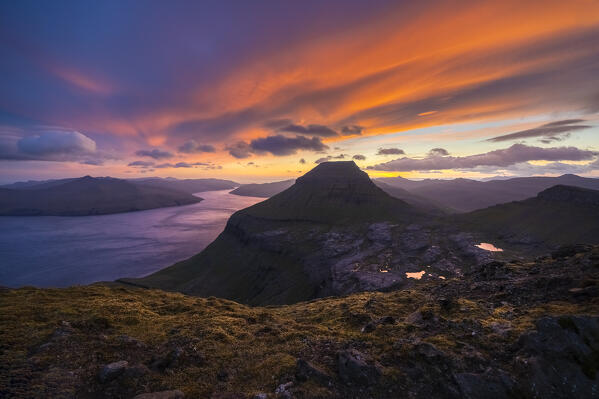 View of Skaelingsfjall mountain peak at sunset in spring. Sornfelli, Streymoy Island, Faroe Islands