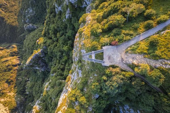 Aerial view of the Belvedere Parco Valentino viewpoint at sunset in summer. Abbadia Lariana, Lecco province, Lombardy, Italy, Europe. (MR)