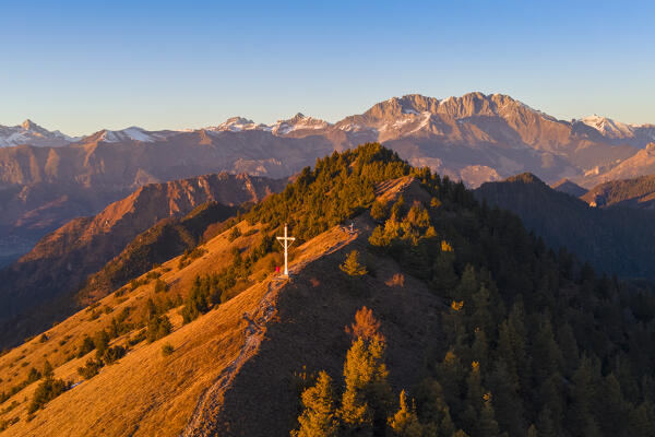 Aerial view of a winter sunset from the top of Monte Colombina looking towards Presolana. Bossico, Lombardy district, Bergamo province, Italy, Europe.