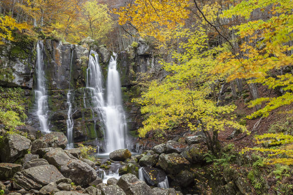Dardagna waterfalls in autumn, Corno Alle Scale Regional Park, Lizzano in Belvedere, Emilia Romagna, Italy.