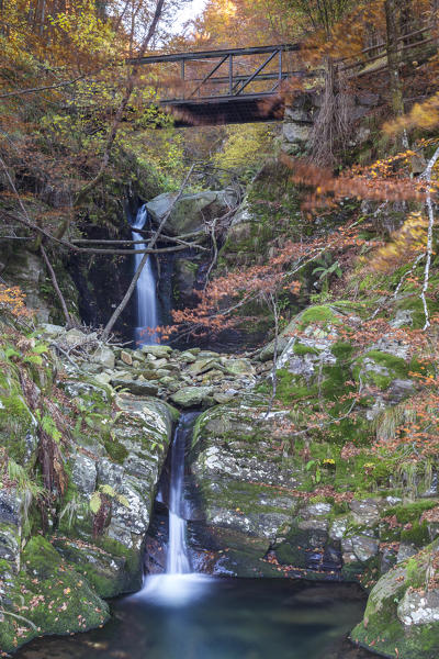 Autumnal views of the waterfalls in Val del Lupo, near Gagnone-Orcesco, Druogno, Val Vigezzo, Piedmont, Italy.
