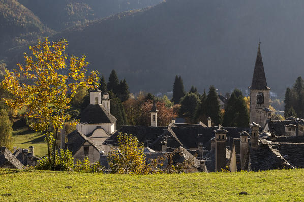 The old town of Craveggia in an autumn day, Val Vigezzo, Piedmont, Italy.