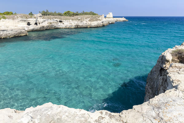 View of the coast and sea of Roca Vecchia, near Torre dell'Orso. Melendugno, province of Lecce, Salento, Apulia, Italy.