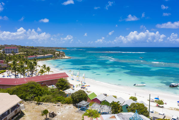 Tourist resorts along the tropical Long Bay beach, Antigua, Antigua and Barbuda, Caribbean, West Indies