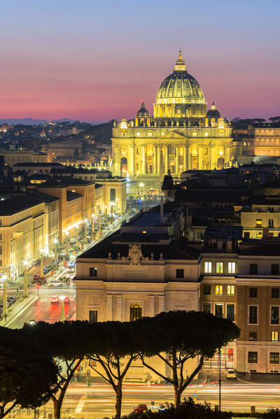 Sunrise over St. Peter's Basilica (Basilica di San Pietro) view from Castel Sant'Angelo, Vatican City, Rome, Lazio, Italy
