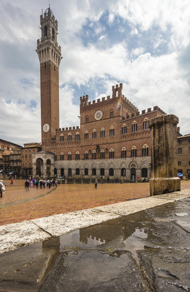 View of Piazza del Campo with the historical Palazzo Pubblico and its Torre del Mangia Siena Tuscany Italy Europe
