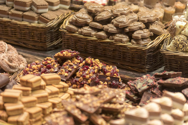 Chocolate and sweets, La Boqueria Market, Ciudad Vieja, Barcelona, Catalonia, Spain