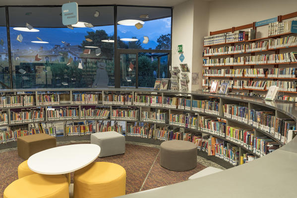 Reading room of library (Biblioteca civica Ezio Vanoni), Morbegno, Sondrio province, Valtellina, Lombardy, Italy