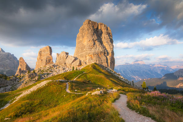 Sunset over Cinque Torri di Averau. Cortina d'Ampezzo, Belluno Province, Veneto District, Italy, Europe