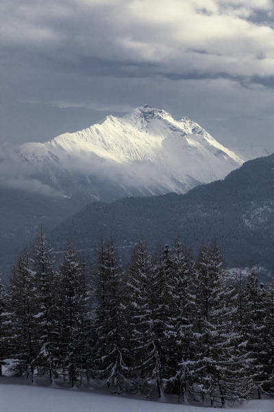 Last sunset light on Valsavarenche mountains, Vens, Saint-Nicolas, Aosta Valley, Italy