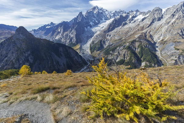 Autumn view on Mont Blanc and Mont Chetif, Courmayeur, Aosta Valley, Italy, Europe
