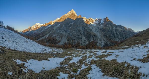 Mont Blanc chain at sunrise fron Bertone Refuge, Courmayeur, Aosta Valley, Italy