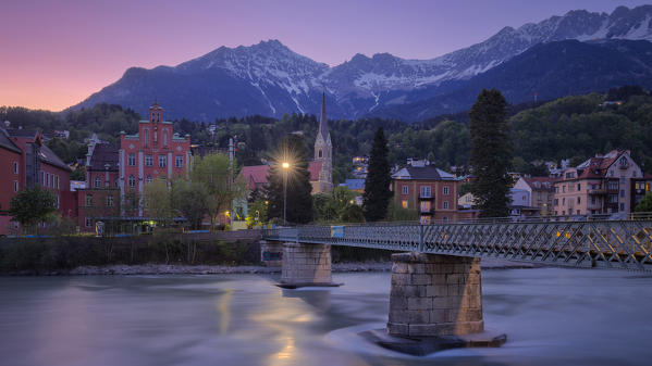 Sankt Nikolaus district at dusk with the Nordkette mountain range in the background, Innsbruck, Tyrol, Europe