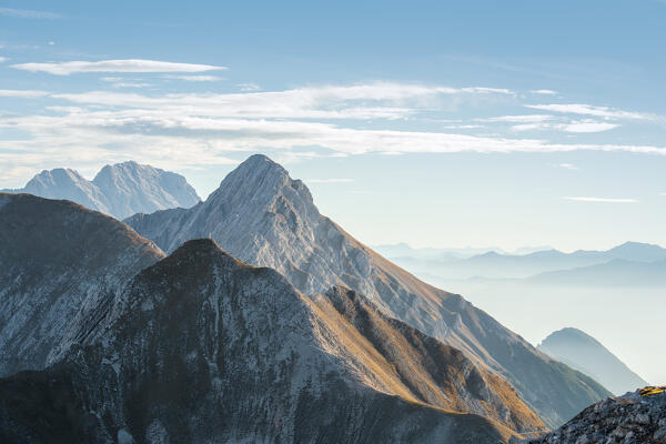 The Peaks of the North Chain mountains as seen from the Karspitze mountain on an Autumn morning, Hafelekar cable car station, Innsbruck, Innsbruck Stadt, Tyrol, Austria, Europe