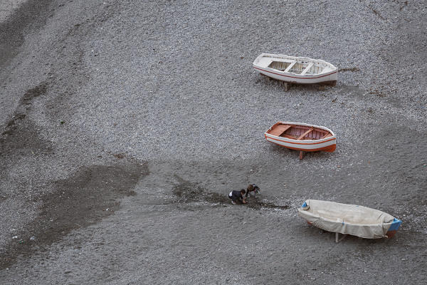 Two kids playing on the beach, Cetara, Salerno province, Campania, Italy, Europe