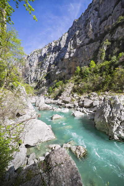 The Imbut Trial along the Verdon River in the Verdon Gorge (Var department, Provence-Alpes-Côte d'Azur, France, Europe)