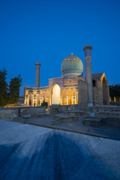 Tamerlane, Timur, mausoleum in Samarkand at the dusk. Sammarcanda, Uzbekistan, Central Asia.