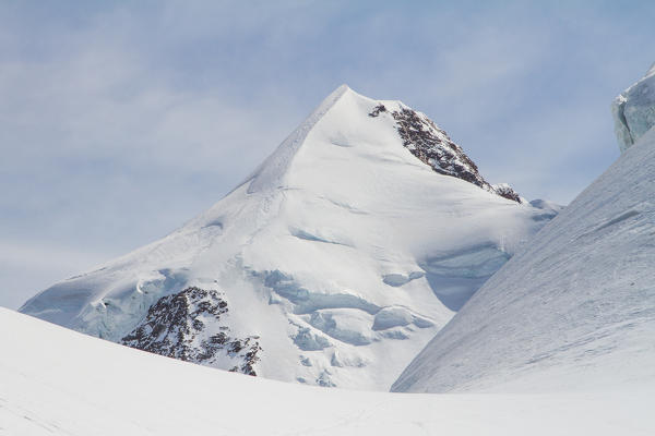 Lyskamm mount in Rosa mount from Zwillingsjoch, Verra pass. Cervinia, Aosta district, Valle d'Aosta, Alps, Italy, Europe.