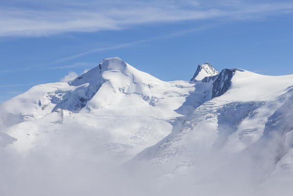 Allalinhorn glacier and others 4000 peak in Zermatt valley. Sass Fe, Vallese canton, Switzerland, Alps, Europe. 